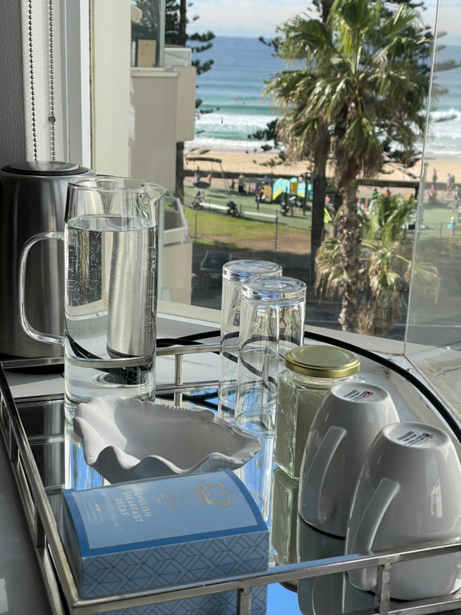 Manly Beachfront Stay Sídney Habitación foto